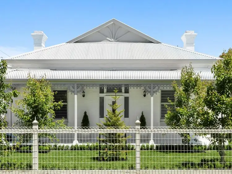 14 Barkly Street, Benalla VIC 3672