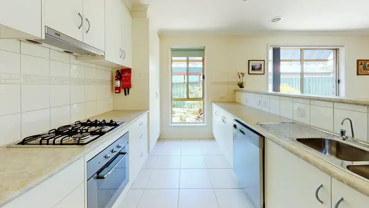 Fifth view of Homely house listing, 5 Cambridge Court, California Gully VIC 3556