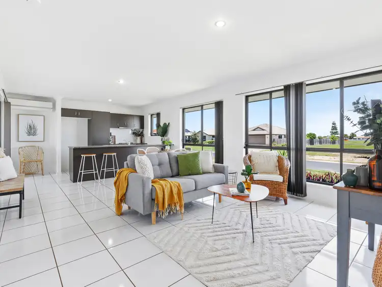 Second view of Homely house listing, 28 Sorrento Way, Zilzie QLD 4710