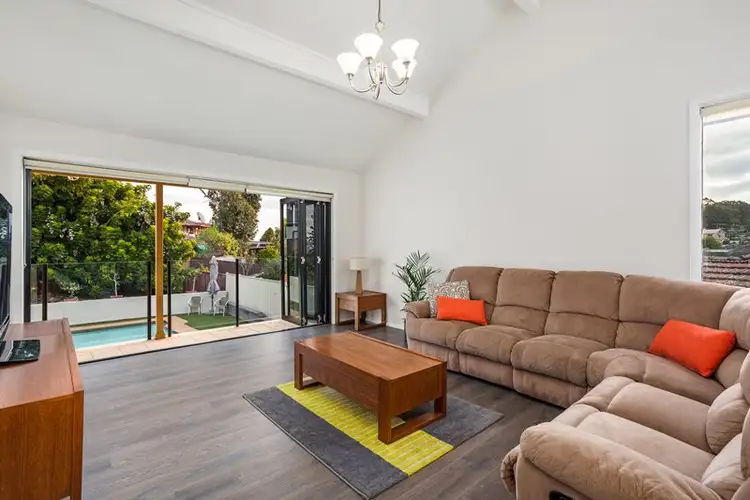 4 Dell Place, Georges Hall NSW 2198