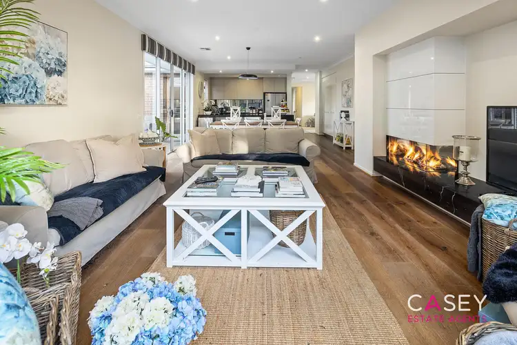 48 Prendergast Avenue, Cranbourne East VIC 3977