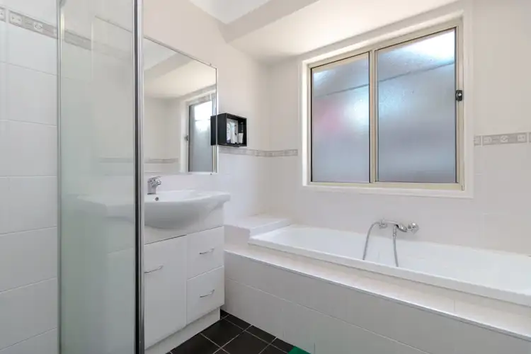 Fifth view of Homely house listing, 4 Greendale Place, Banora Point NSW 2486