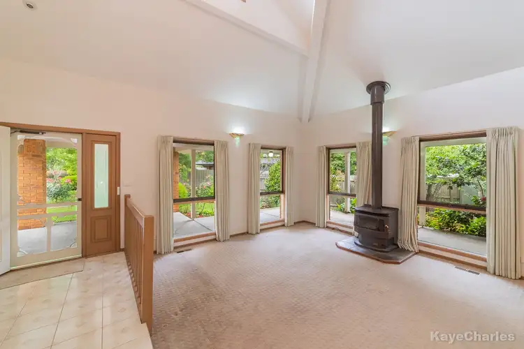 Fourth view of Homely house listing, 9 Sumner Court, Berwick VIC 3806