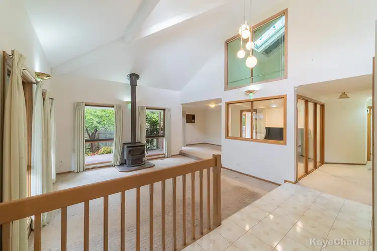 Sixth view of Homely house listing, 9 Sumner Court, Berwick VIC 3806