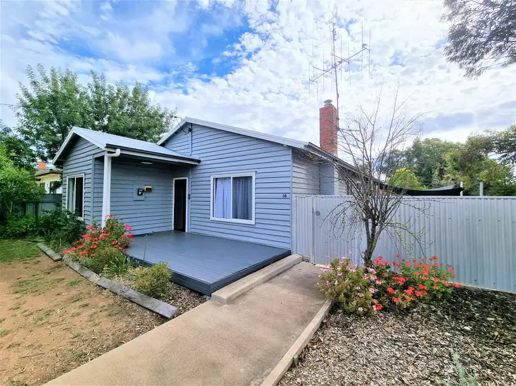 16 Murray Street, Kerang VIC 3579