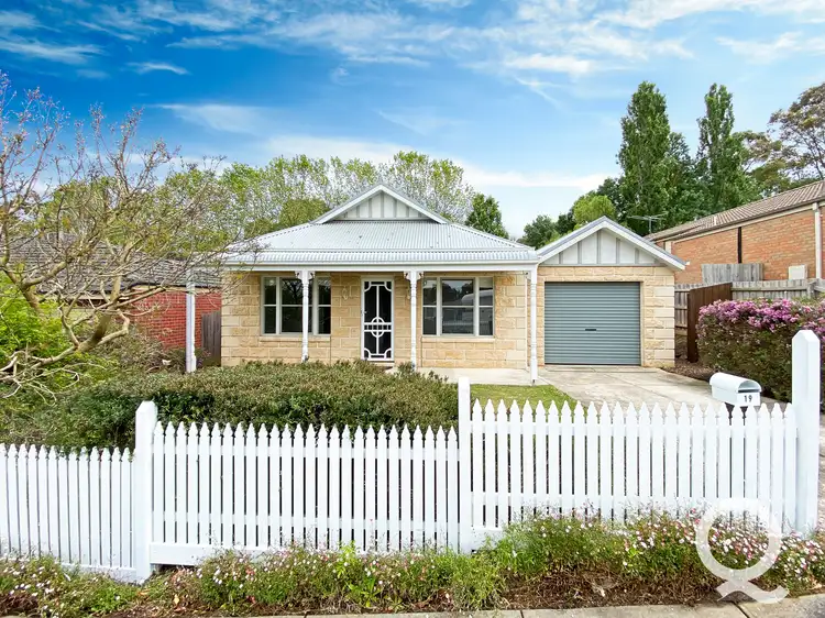 Main view of Homely house listing, 19 Palm Square, Drouin VIC 3818