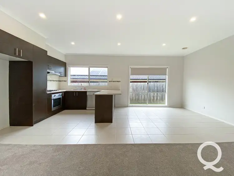 Fifth view of Homely house listing, 19 Palm Square, Drouin VIC 3818