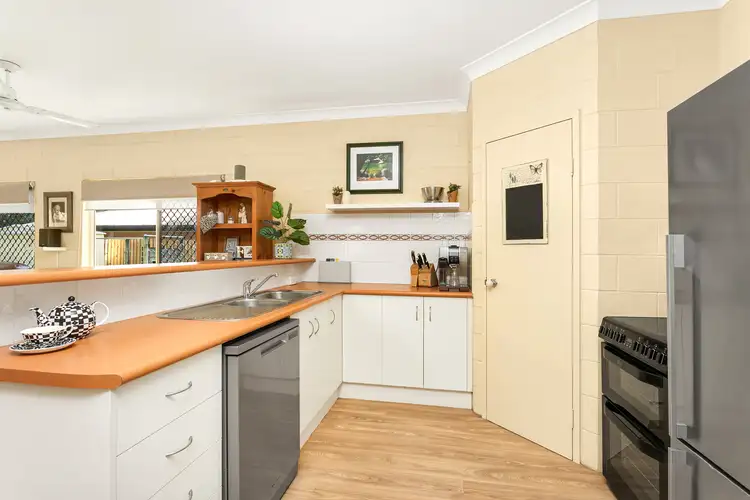 Sixth view of Homely house listing, 15 Tradewinds Close, Redlynch QLD 4870