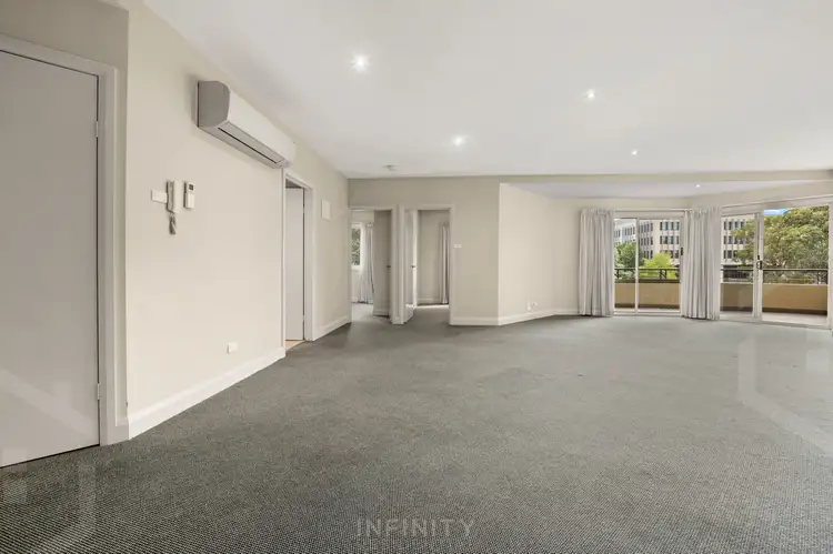 11/10 Dominion Circuit, Forrest ACT 2603