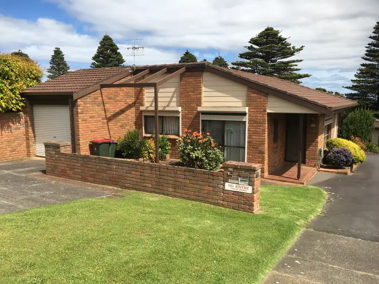 Main view of Homely unit listing, 1/33 Mickle Crescent, Warrnambool VIC 3280