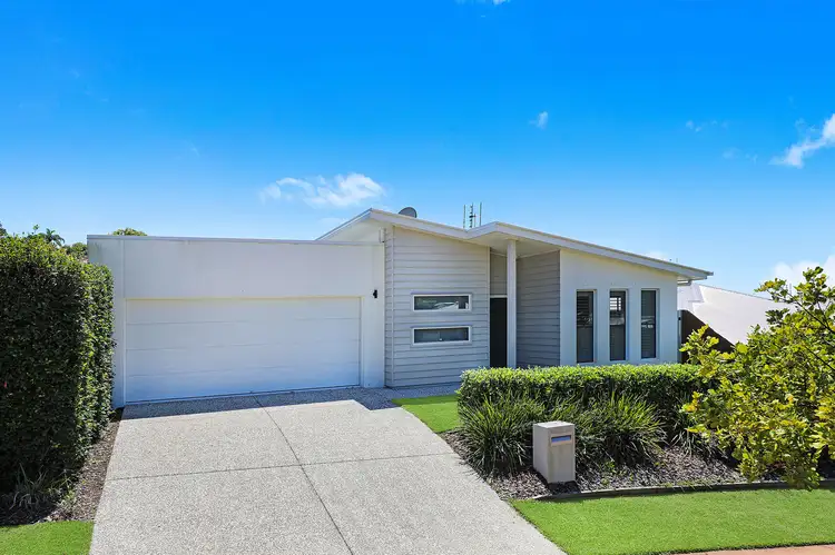 82 Parklakes Drive, Bli Bli QLD 4560