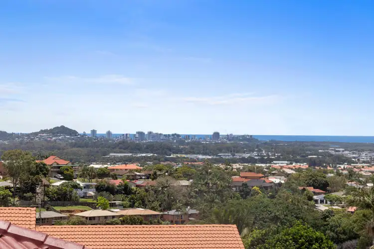50 Kintyre Crescent, Banora Point NSW 2486
