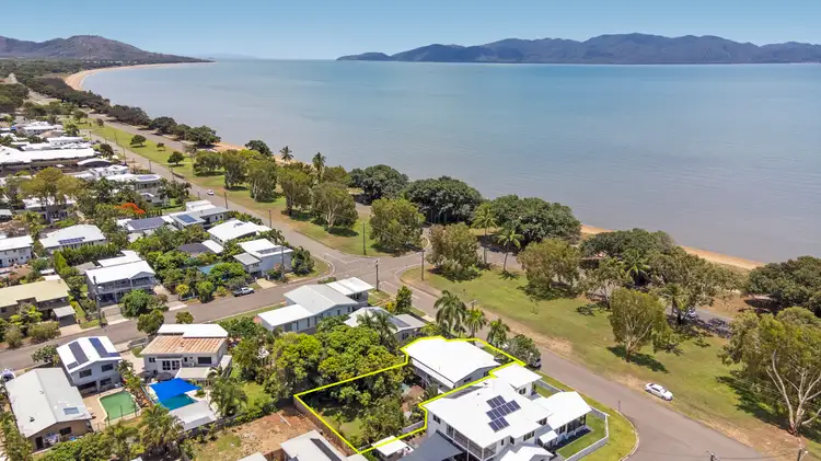20 Palm Street, Rowes Bay QLD 4810