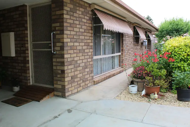 4/71 Macpherson Street, Nhill VIC 3418
