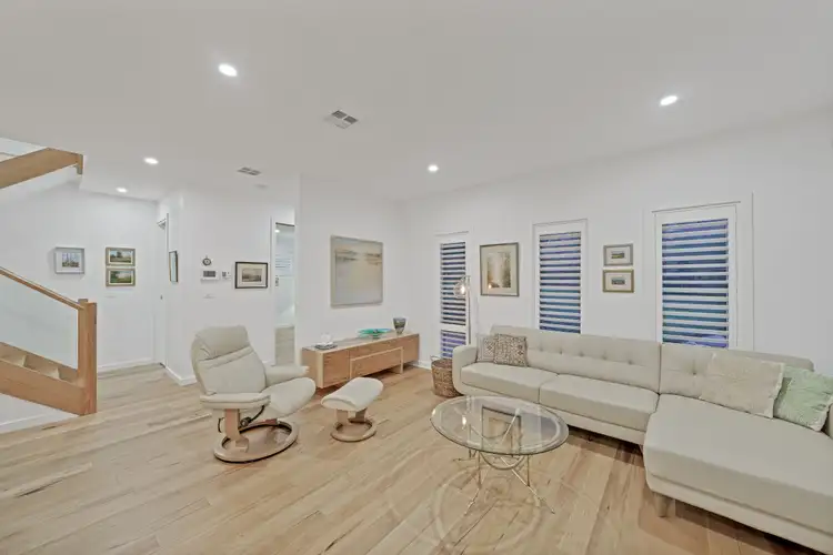 Fourth view of Homely house listing, 1/9 Outlook Drive, Berwick VIC 3806