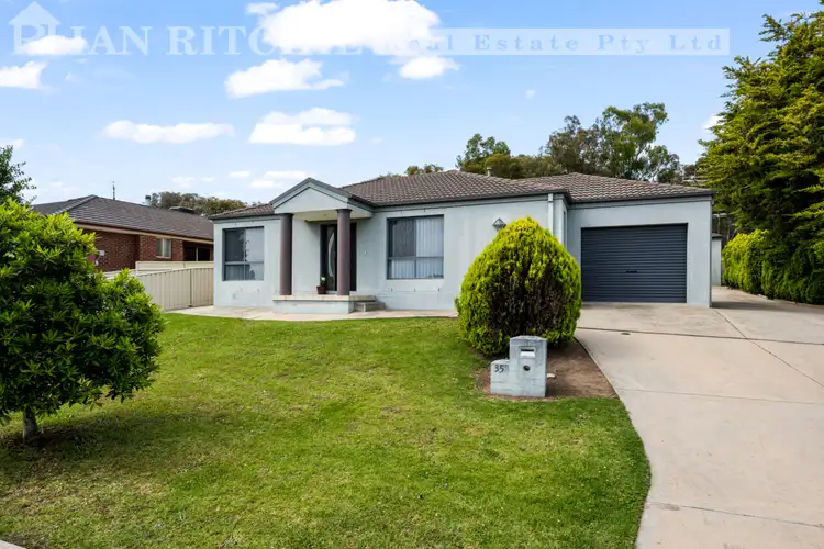 35 Dunne Crescent, Thurgoona NSW 2640