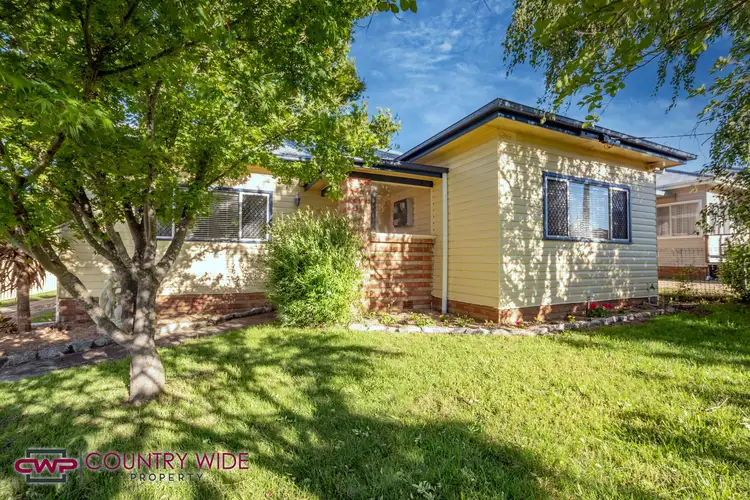 33 Pitt Street, Glen Innes NSW 2370