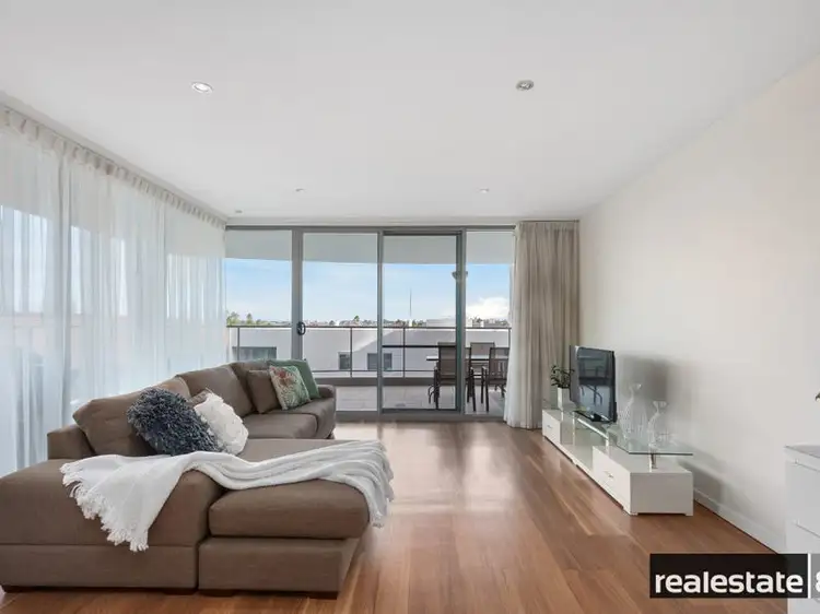 17/132 Terrace Road, Perth WA 6000