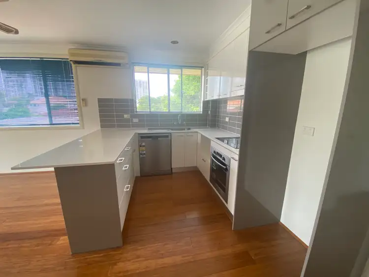 3/40 Darrambal Street, Surfers Paradise QLD 4217