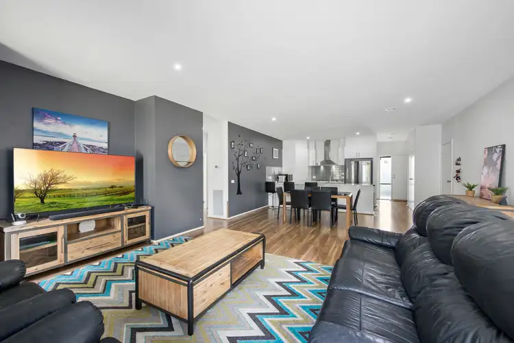 Second view of Homely house listing, 15 Silvergrass Court, Croydon VIC 3136