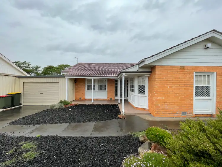 27 McKenzie Road, Elizabeth Downs SA 5113