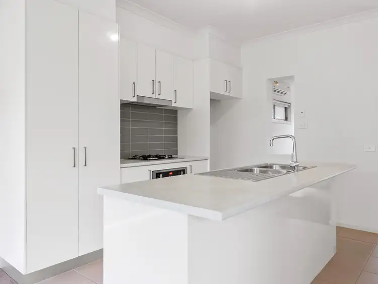 Fifth view of Homely townhouse listing, 6/44 Golf Links Road, Berwick VIC 3806