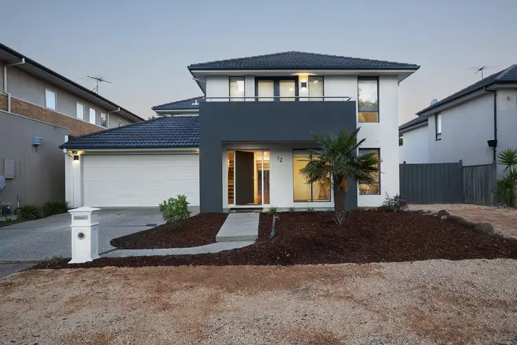 12 Lincoln Park Close, Sanctuary Lakes VIC 3030