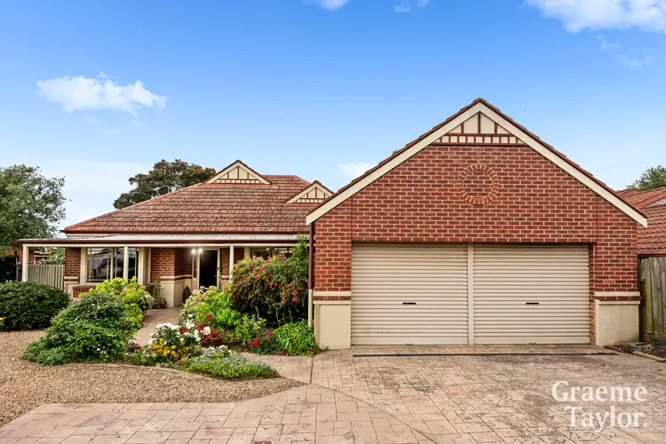 190 South Valley Road, Highton VIC 3216