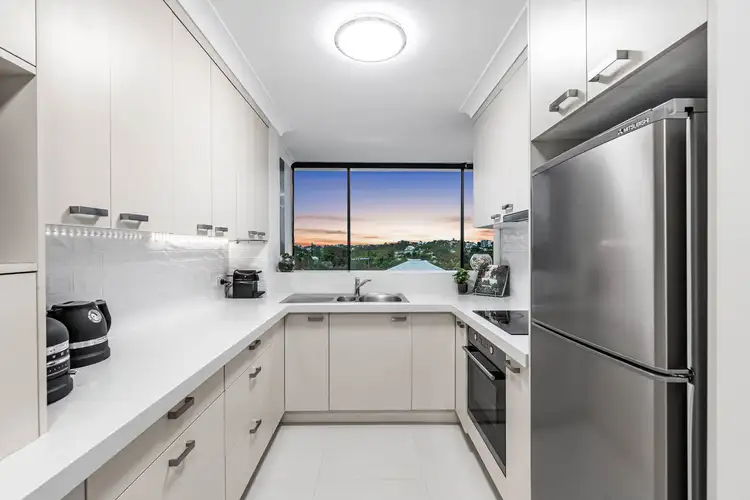 Fifth view of Homely apartment listing, 5/12 Hanworth Street, East Brisbane QLD 4169