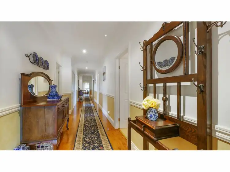 Second view of Homely house listing, 10 Loane Place, Dubbo NSW 2830