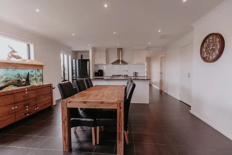 Second view of Homely house listing, 21 Ranfurly Crescent, Kialla VIC 3631