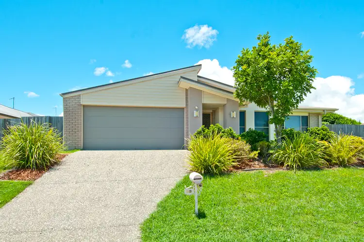 19 Phoebe Way, Gleneagle QLD 4285