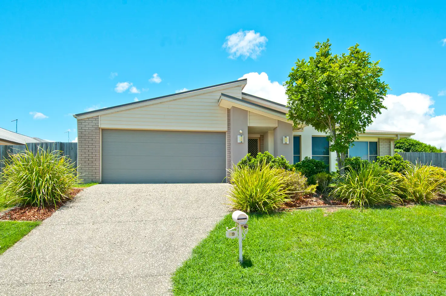 Main view of Homely house listing, 19 Phoebe Way, Gleneagle QLD 4285