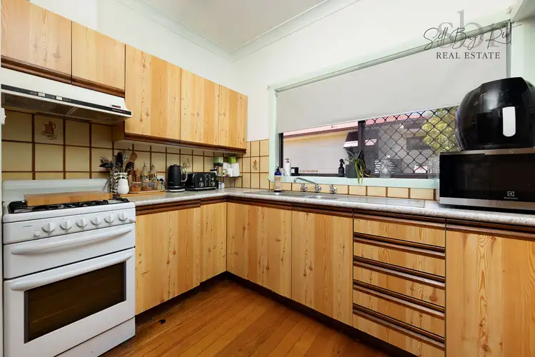 Fifth view of Homely house listing, 107 COLMAN STREET, Wodonga VIC 3690