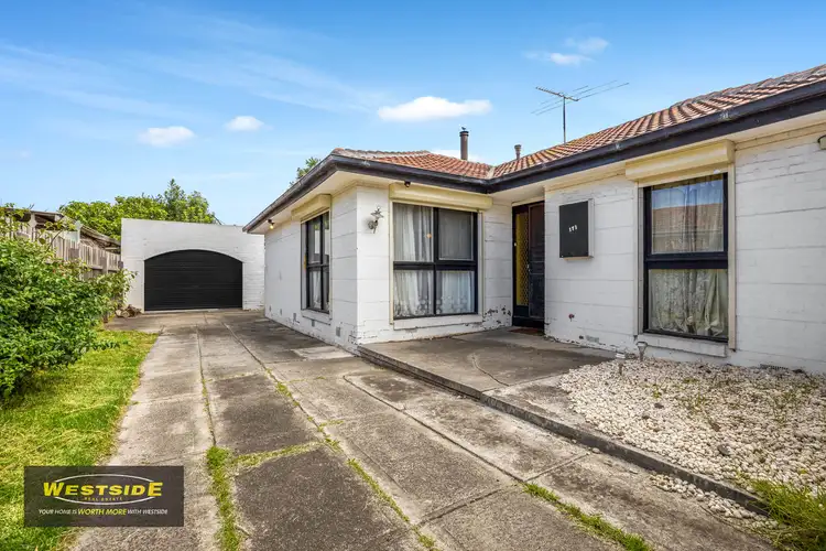 171 Main Road East, St Albans VIC 3021