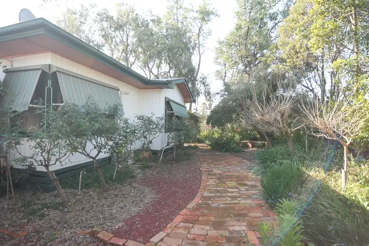 4 FISHER STREET, Ardlethan NSW 2665