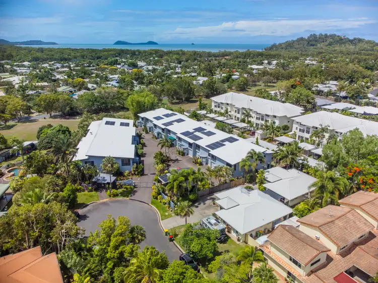 Second view of Homely house listing, 2/20 Oyster Court, Trinity Beach QLD 4879