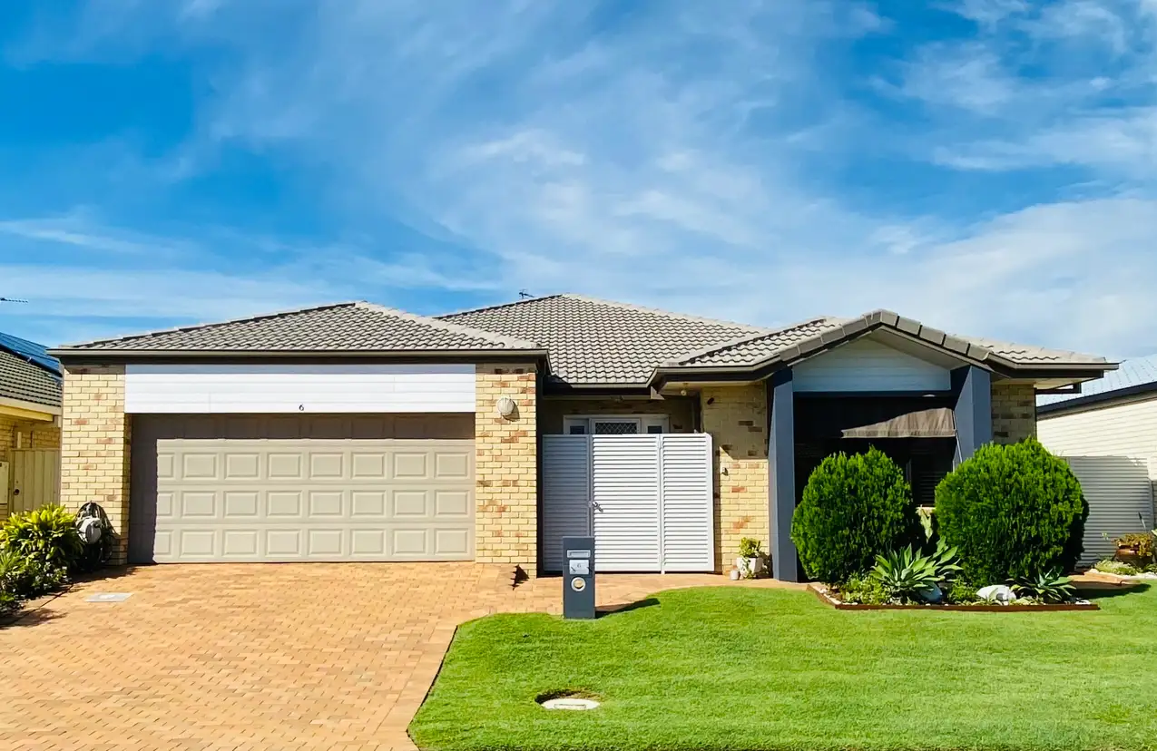 Main view of Homely house listing, 6 Kimberley Circuit, Banora Point NSW 2486
