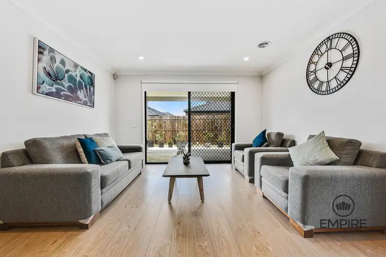 Fifth view of Homely house listing, 10 Hollybush Avenue, Clyde VIC 3978