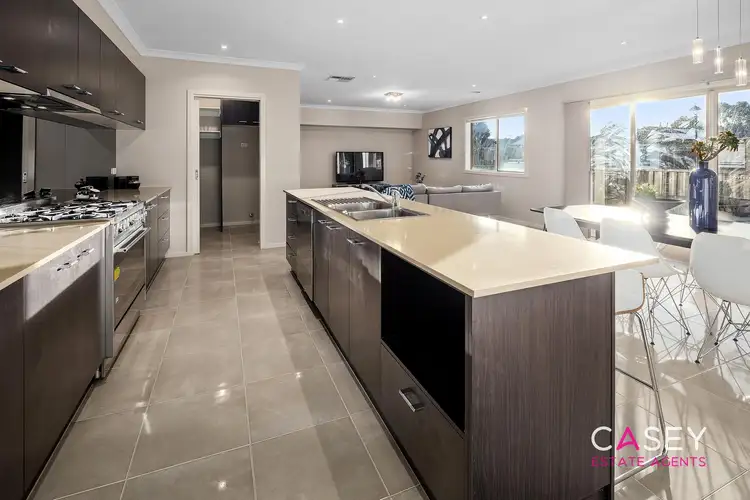 Fourth view of Homely house listing, 2 Bonnell Grove, Cranbourne East VIC 3977