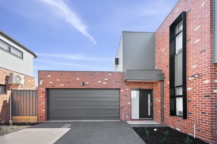 2/4 Mansfield Avenue