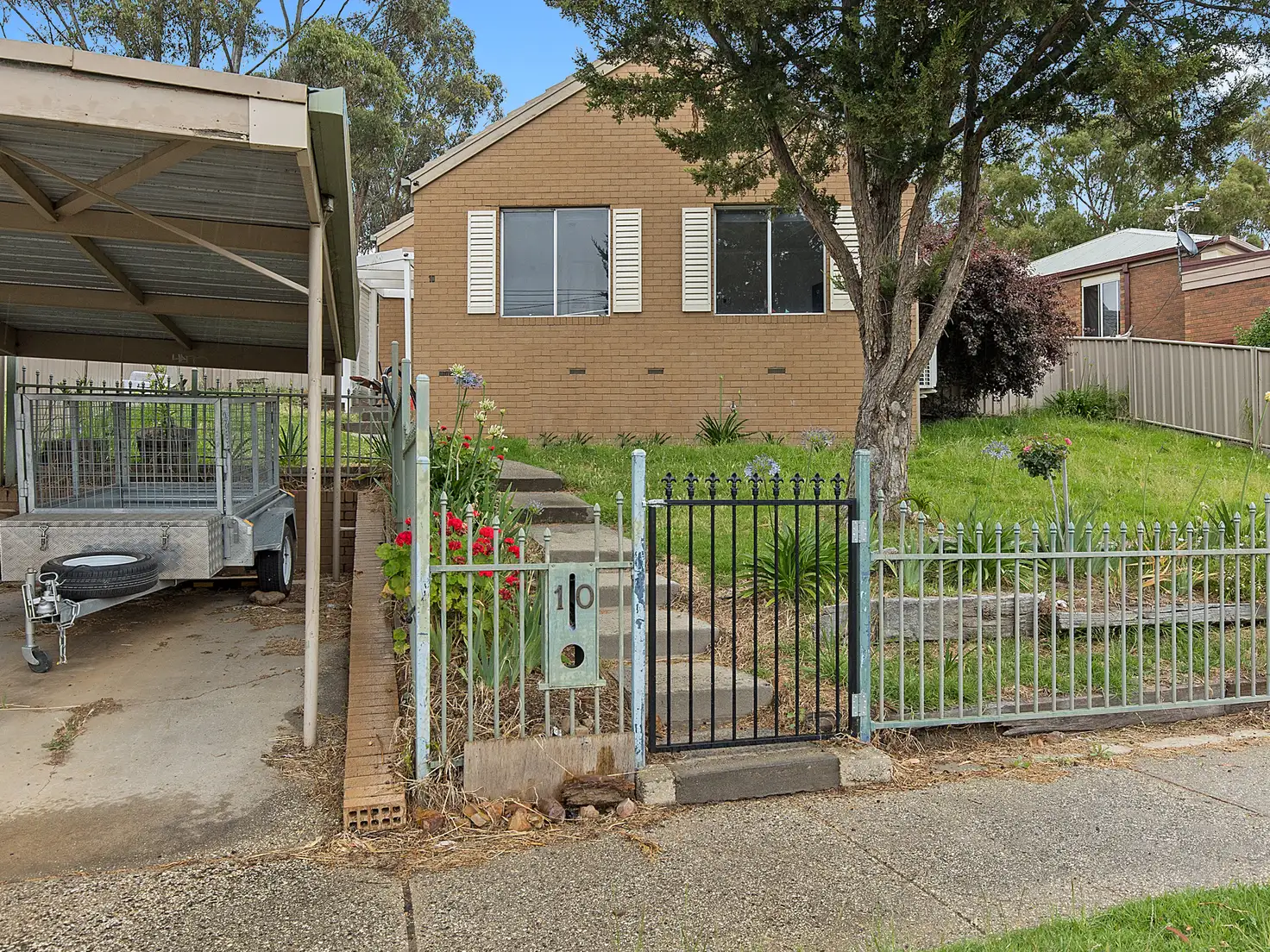 Main view of Homely house listing, 10 KITCHENER CRESCENT, Seymour VIC 3660