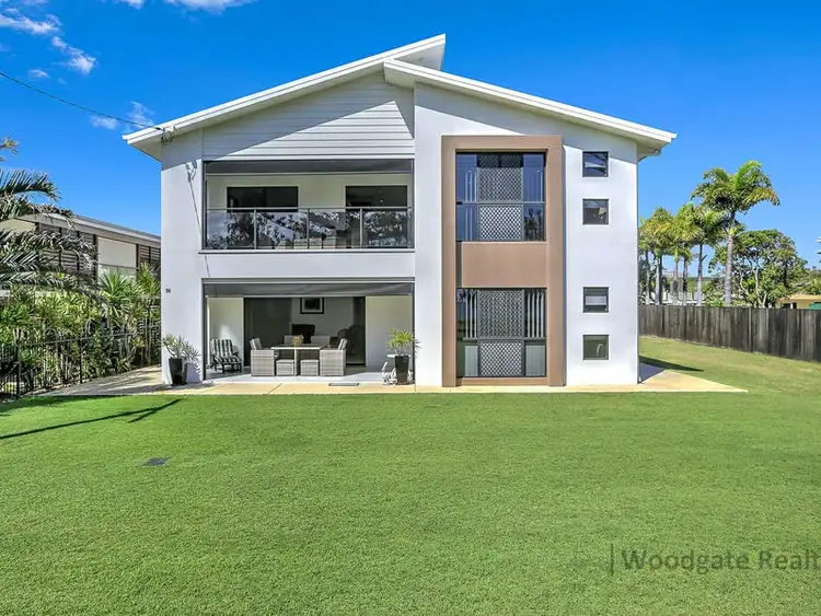 56 Esplanade, Woodgate QLD 4660