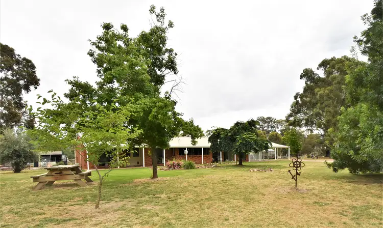57 KENSINGTON DRIVE, Wangaratta VIC 3677