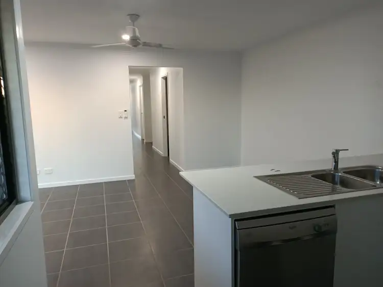 Fifth view of Homely house listing, 9 Kelly Place, Loganlea QLD 4131