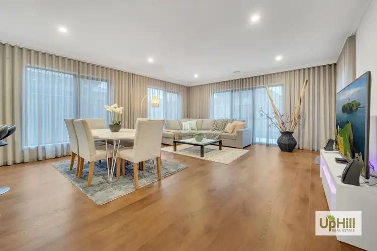 33 Beatrix Circuit, Officer VIC 3809