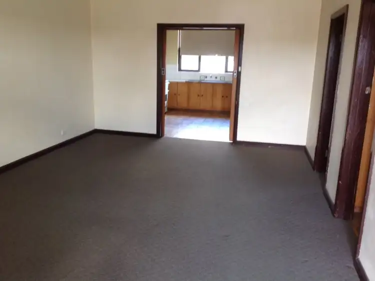 Third view of Homely unit listing, B/10-12 West Street, Mount Gambier SA 5290