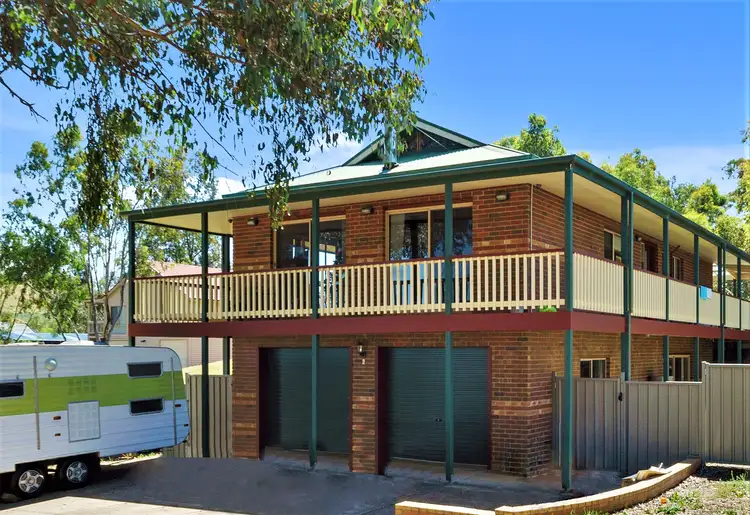 6 Wilson Street, Bonnie Doon VIC 3720