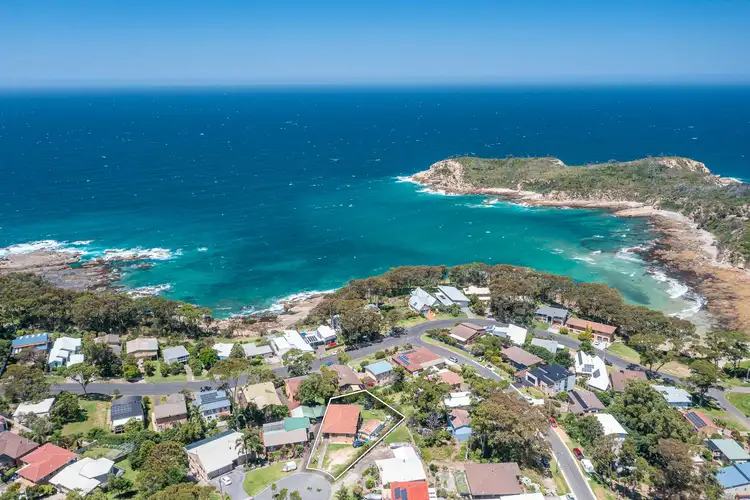 8 Nerang Place, Malua Bay NSW 2536