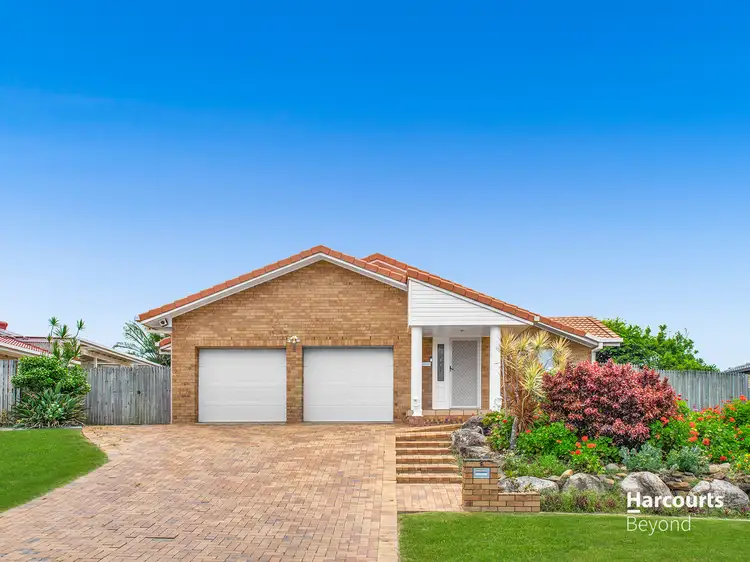 8 Lexington Place, Wishart QLD 4122